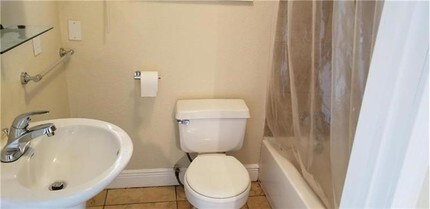 403 Blackson Ave-Unit -#B in Austin, TX - Building Photo - Building Photo