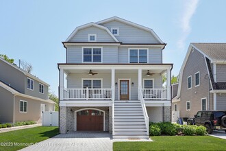 155 Osborn Ave in Bay Head, NJ - Building Photo - Building Photo