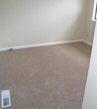 1964 Windmill Cir in Santa Rosa, CA - Building Photo - Building Photo