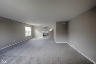 7866 Sergi Canyon Dr in Indianapolis, IN - Building Photo - Building Photo