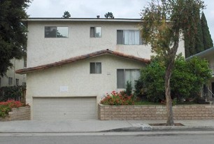 7222 Whittier Ave Apartments