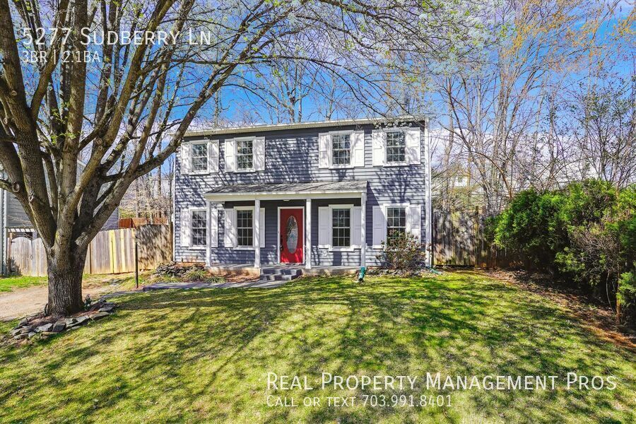 5277 Sudberry Ln in Woodbridge, VA - Building Photo
