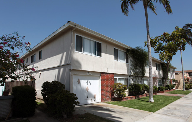 515 Ohio Ave in Long Beach, CA - Foto de edificio - Building Photo