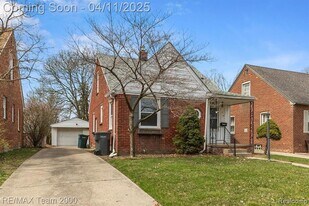 1815 Kingsbury Ave, Unit 124903 in Dearborn, MI - Building Photo