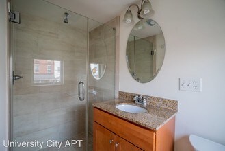 441 N 32nd St in Philadelphia, PA - Building Photo - Building Photo