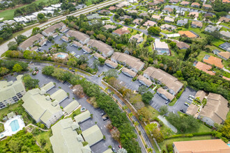 Bermuda Ridge Condominiums in Bonita Springs, FL - Building Photo - Building Photo