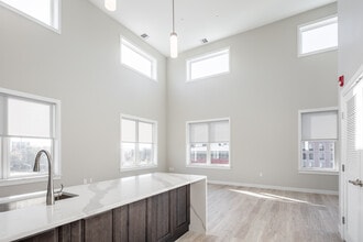 50 Main in Hackensack, NJ - Building Photo - Interior Photo