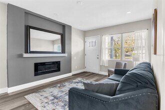 5318 9th Ave N in St. Petersburg, FL - Building Photo - Building Photo