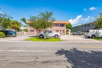 2209 NE 2nd St in Pompano Beach, FL - Building Photo - Building Photo