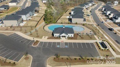 126 Johns Cardinal Dr in Mooresville, NC - Building Photo - Building Photo
