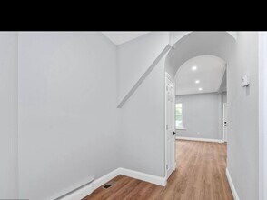 2305 N Monroe St, Unit 1st Unit in Wilmington, DE - Building Photo - Building Photo