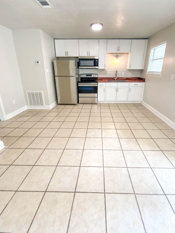 411 Braxton Ave, Unit 8 in Wiggins, MS - Building Photo - Building Photo