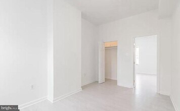 2606 W Girard Ave in Philadelphia, PA - Building Photo - Building Photo