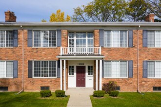 The Haven at Grosse Pointe in Harper Woods, MI - Building Photo - Building Photo