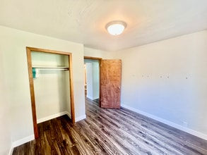 1032 N Rapids Rd in Manitowoc, WI - Building Photo - Building Photo