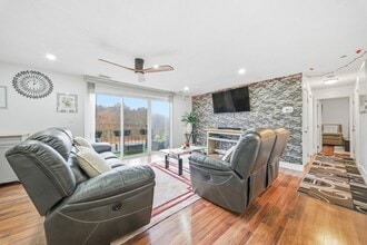 502 Oak St in Brockton, MA - Building Photo - Building Photo