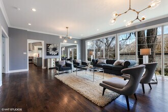 1528 Sheridan Rd in Highland Park, IL - Building Photo - Building Photo