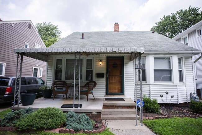 property at 2206 Portsmouth Ave