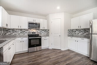 532 Pemberton St in Euharlee, GA - Building Photo - Building Photo