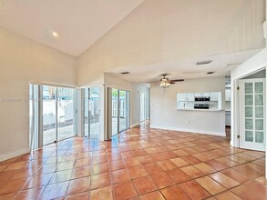7522 SW 109th Pl in Miami, FL - Building Photo - Building Photo