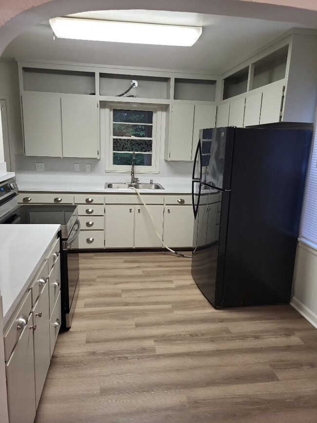 property at 1116 SE Polk St