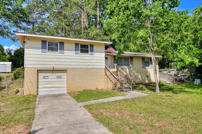 1114 Terrace Cir in North Augusta, SC - Building Photo - Building Photo