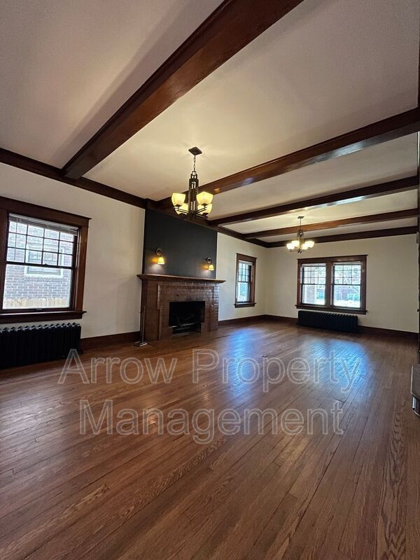 1637 G St in Lincoln, NE - Building Photo - Building Photo