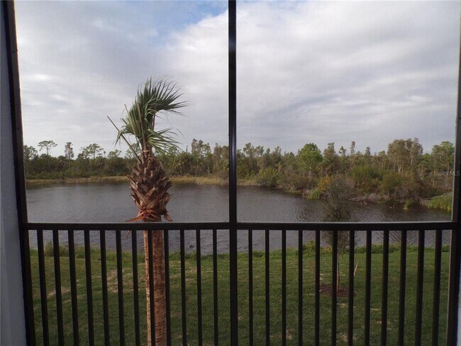 property at 14141 Heritage Landing Blvd