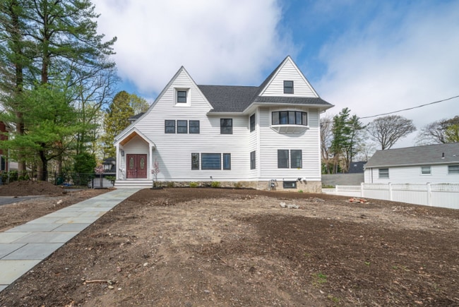 property at 653 Chestnut St