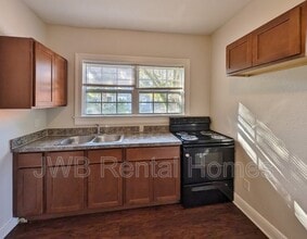 7304 Buffalo Ave in Jacksonville, FL - Building Photo - Building Photo