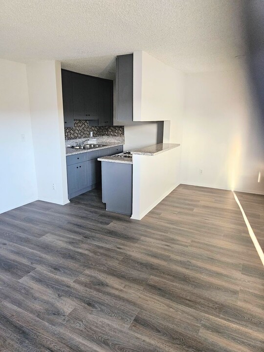 8737 Burnet Ave in Los Angeles, CA - Building Photo