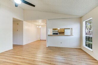 11948 Sunhillow Bend in Austin, TX - Building Photo - Building Photo