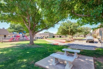 Paso Norte Apartments in El Paso, TX - Foto de edificio - Building Photo