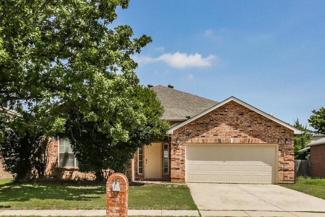 property at 2713 Meadowview Dr