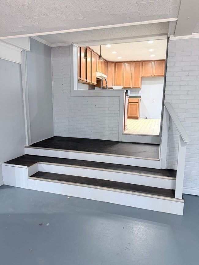 property at 3009 Cabot St