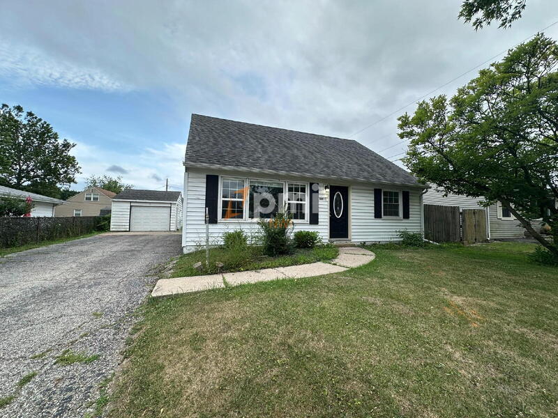 366-1 Lahonda Dr in Valparaiso, IN - Building Photo