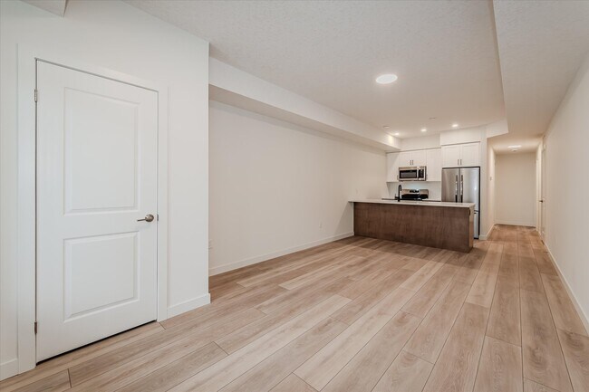 824 Woolwich St in Guelph, ON - Building Photo - Building Photo