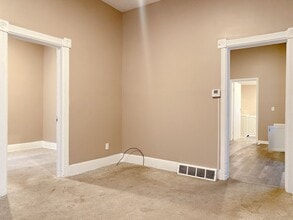 1942 S 16th St in Omaha, NE - Building Photo - Building Photo