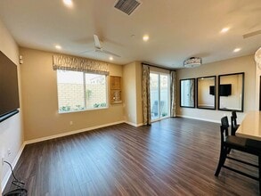 196 Bonita Ln in Rialto, CA - Building Photo - Building Photo