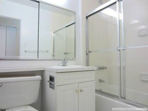 1 Astor Pl-Unit -7G in New York, NY - Building Photo - Building Photo