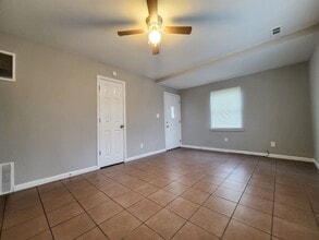 634 S Wheatland Ave in Columbus, OH - Building Photo - Building Photo