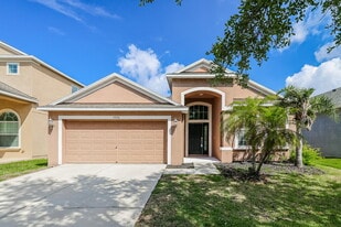 7320 Forest Mere Dr in Riverview, FL - Building Photo