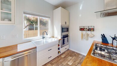 213 Evergreen Ave in Imperial Beach, CA - Building Photo - Building Photo