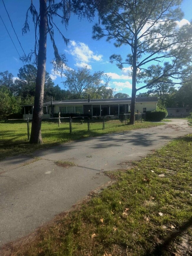property at 14856 Aubrey Ave