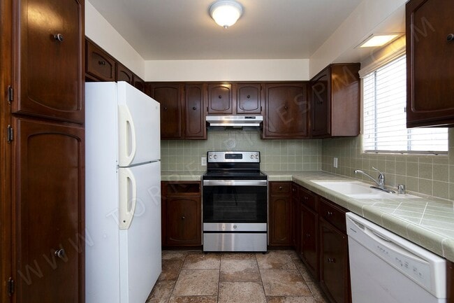 property at 2065 Diamond St