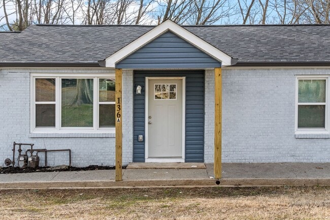 property at 136 W Rossview Rd