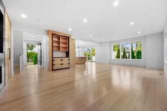 191 Field Point Rd in Greenwich, CT - Building Photo - Building Photo