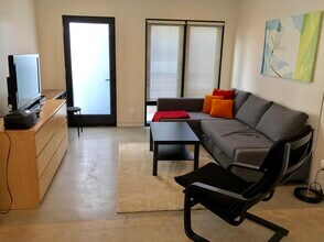 3404 Alma Ave, Unit 1 in Manhattan Beach, CA - Building Photo - Building Photo