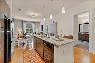 The Vue in Beachwood, OH - Building Photo - Building Photo