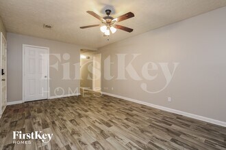 6700 Hidden Brook Trail in College Park, GA - Foto de edificio - Building Photo